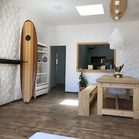 Wellenkind Surfschool Hostel La Pared (Las Palmas)
